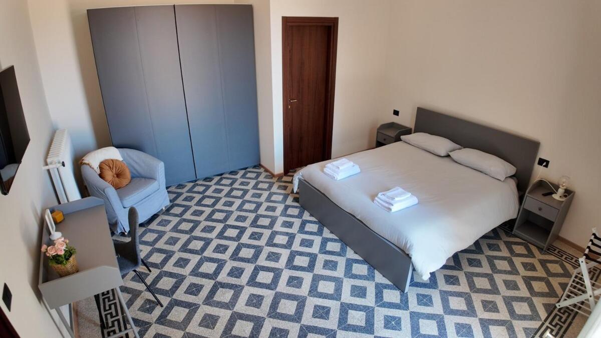 Casa Manu Nuovo Appartamento In Centro Storico Benevento Exteriér fotografie